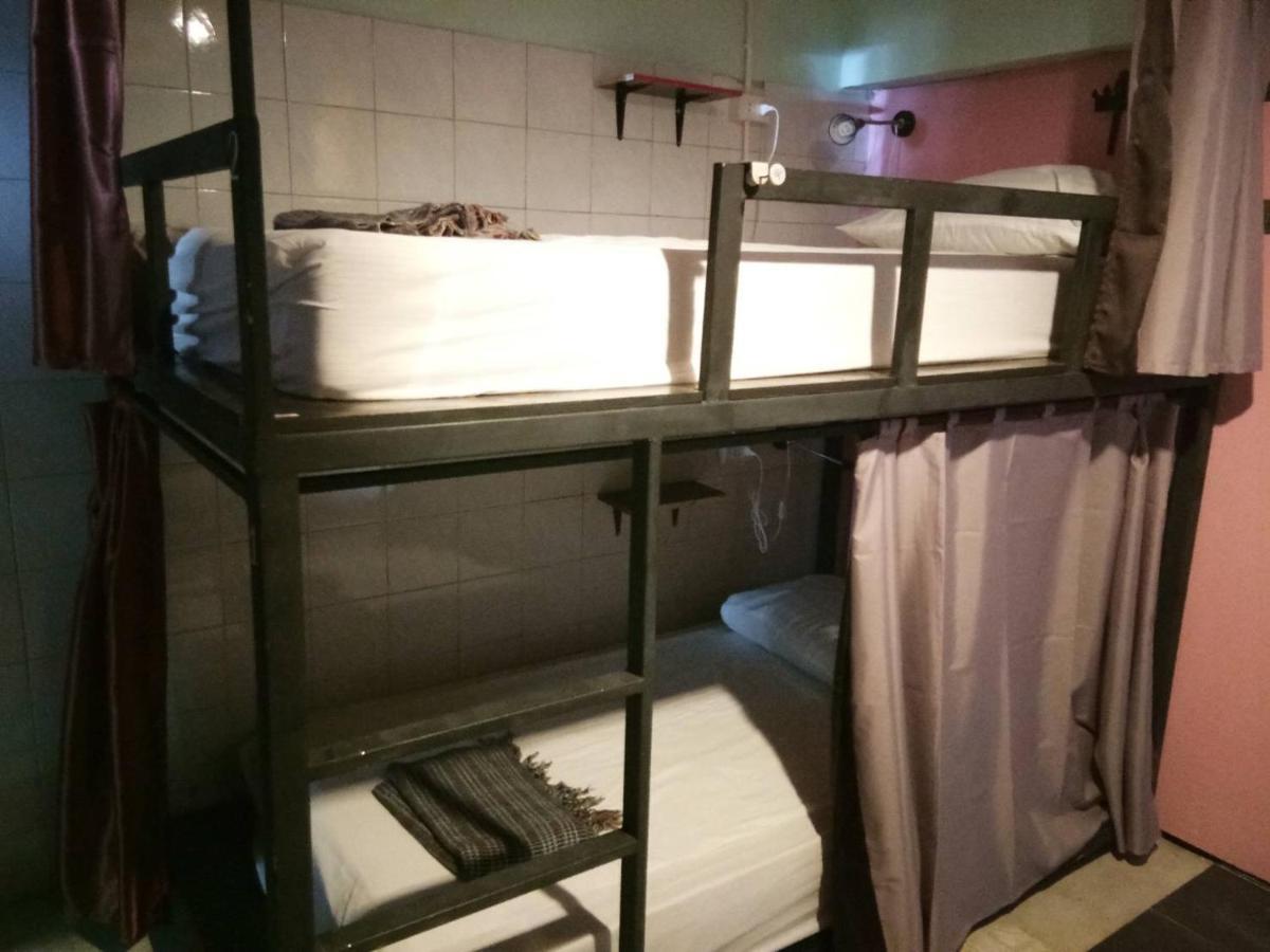 The 25 Hostel Hatjaj Kültér fotó
