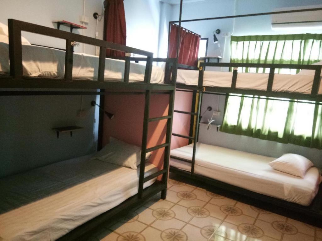 The 25 Hostel Hatjaj Kültér fotó